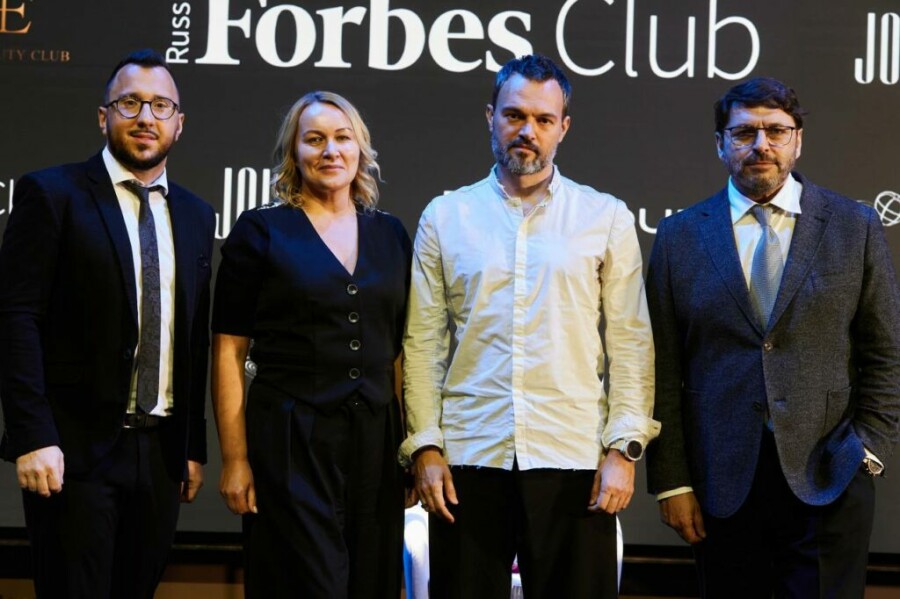 Дмитрий Озман, Forbes; Марина Матыцина, Forbes; Юрий Максимов, Positive Technologies, Cyberus;  Николай Усков, Forbes